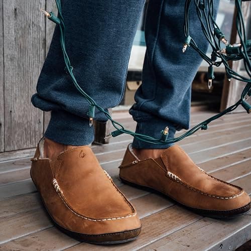 OLUKAI Moloa Slipper, Men's Premium Leather Slip-On Shoes, Soft Genuine Shearling Lining & Gel Insert, Drop-In Heel & All-Day Comfort, Toffee/Dk Wood, 10